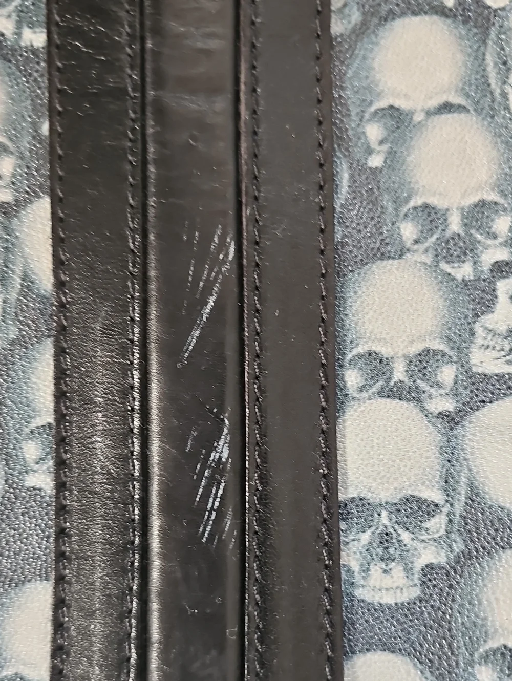 Robert Graham Black & White Skull Pattern Briefcase